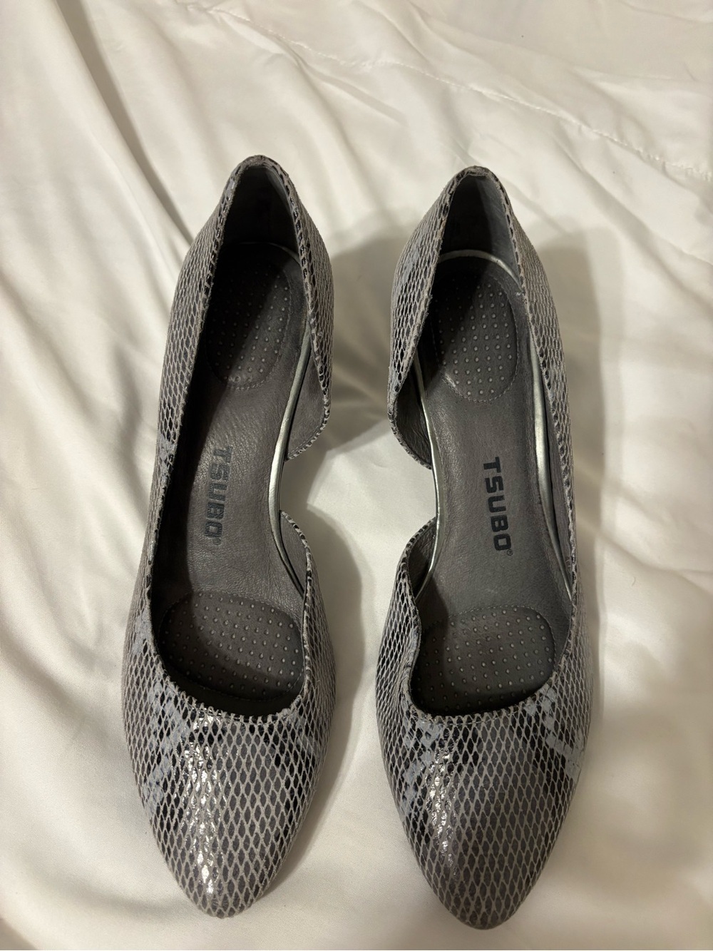 Tsubo Gray Snakeskin Leather d’Orsay Comfort Heels Sz 8.5